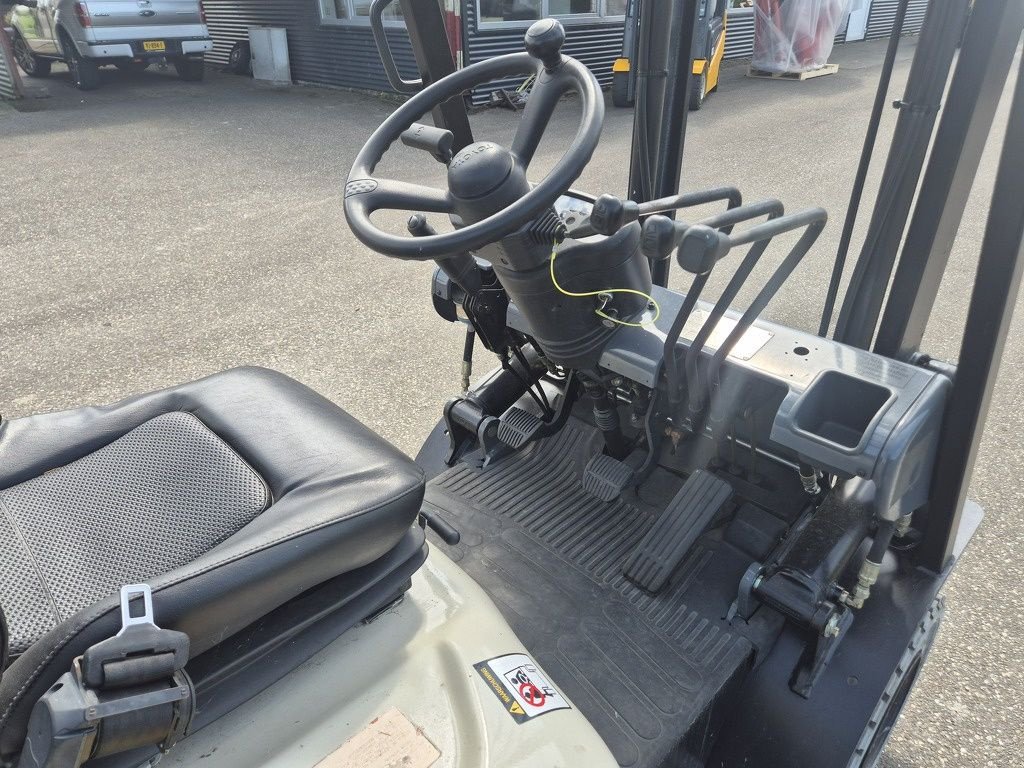 Frontstapler des Typs Toyota 42-6FGF18, Gebrauchtmaschine in Mijdrecht (Bild 8)