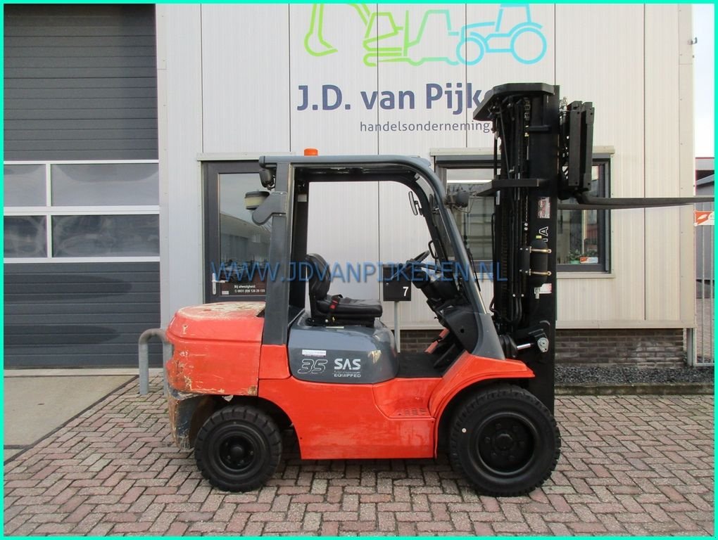 Frontstapler от тип Toyota 42-7FDJF35, Gebrauchtmaschine в IJsselmuiden (Снимка 9)