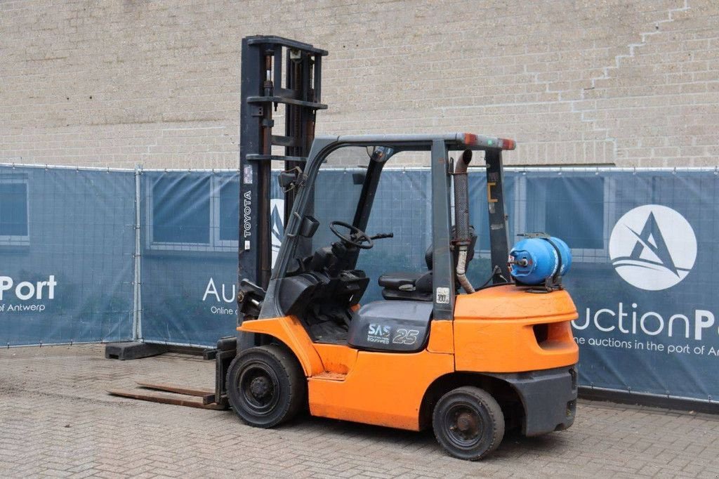 Frontstapler Türe ait Toyota 42-7FGF25, Gebrauchtmaschine içinde Antwerpen (resim 3)