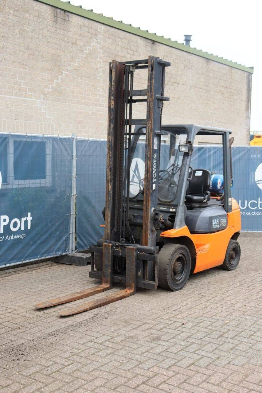 Frontstapler Türe ait Toyota 42-7FGF25, Gebrauchtmaschine içinde Antwerpen (resim 10)