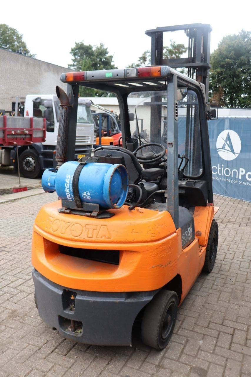 Frontstapler Türe ait Toyota 42-7FGF25, Gebrauchtmaschine içinde Antwerpen (resim 7)