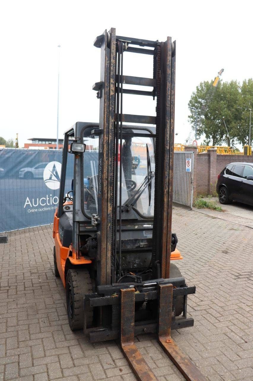 Frontstapler Türe ait Toyota 42-7FGF25, Gebrauchtmaschine içinde Antwerpen (resim 8)