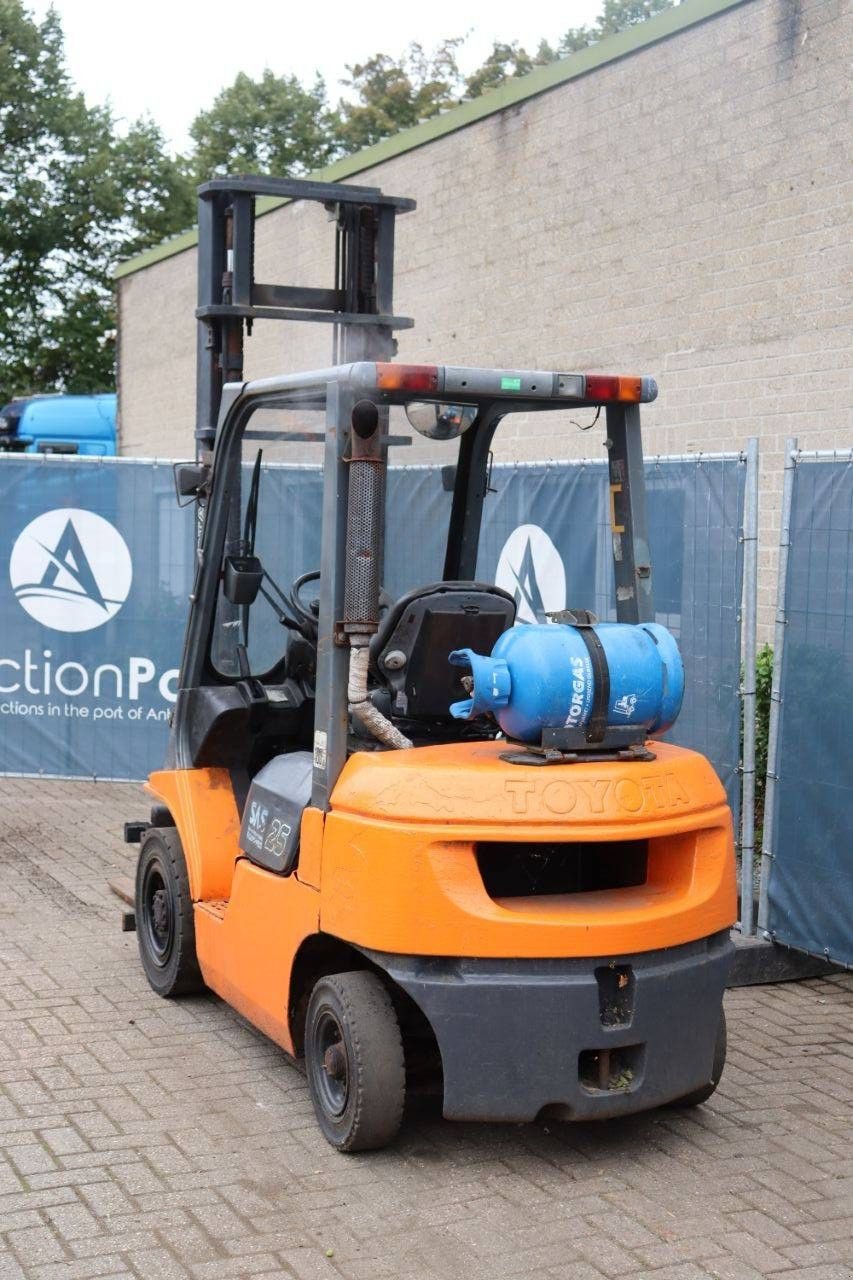 Frontstapler Türe ait Toyota 42-7FGF25, Gebrauchtmaschine içinde Antwerpen (resim 4)