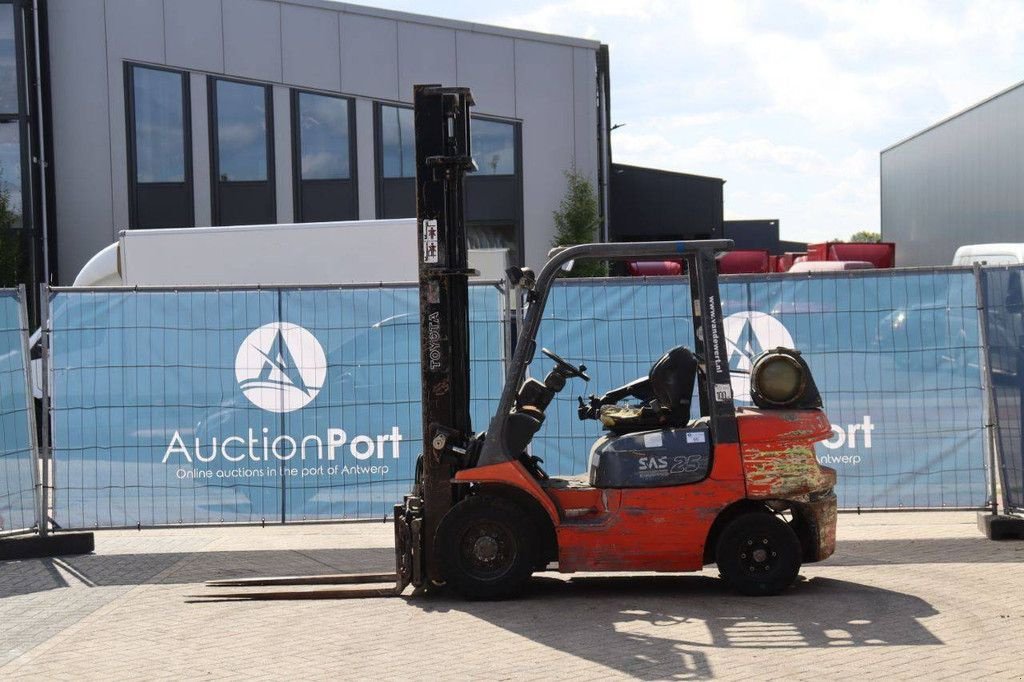 Frontstapler του τύπου Toyota 42-7FGF25, Gebrauchtmaschine σε Antwerpen (Φωτογραφία 2)