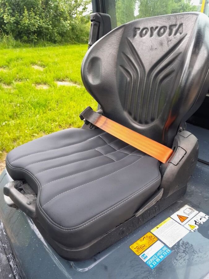 Frontstapler du type Toyota 42-8FDF18 - 1,8 Ton. - Triplex-FH 5m + Seitensc, Gebrauchtmaschine en Gnas (Photo 5)