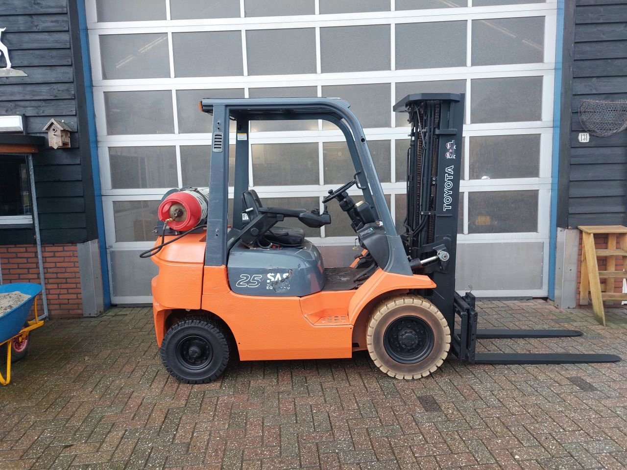 Frontstapler del tipo Toyota 42-FGF25 3 delige mast sideshift, Gebrauchtmaschine In Harskamp (Immagine 2)