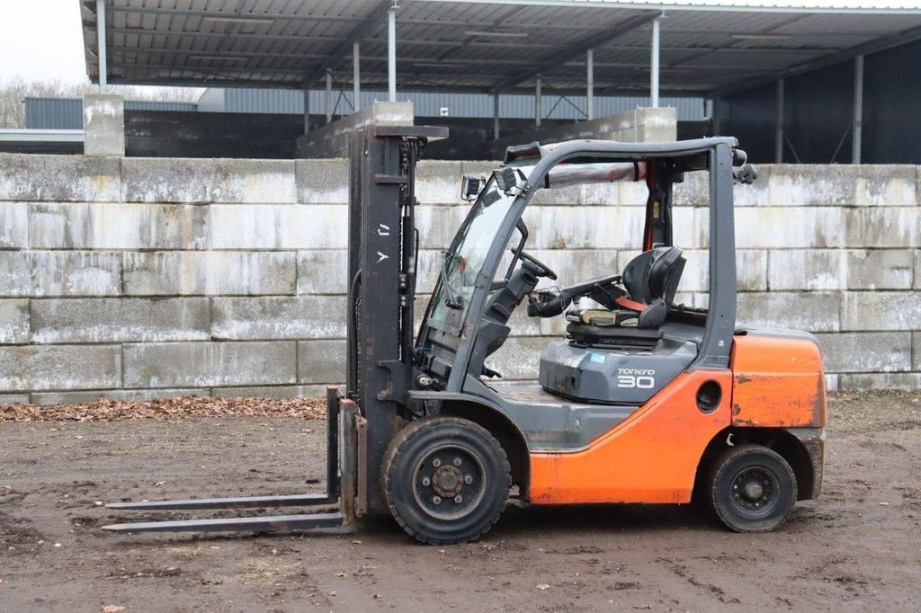 Frontstapler typu Toyota 52-8FDF30, Gebrauchtmaschine w Antwerpen (Zdjęcie 1)