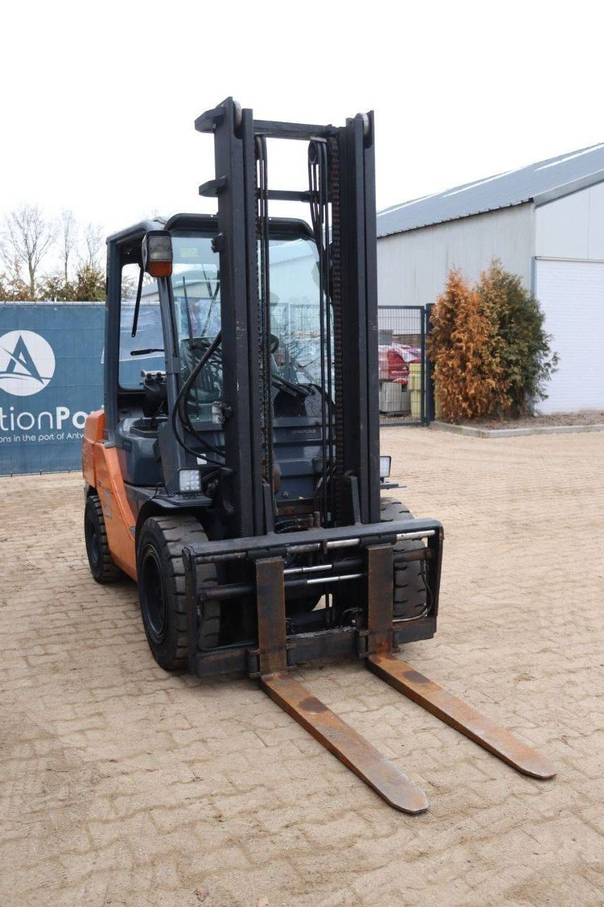 Frontstapler от тип Toyota 52-8FDJF35, Gebrauchtmaschine в Antwerpen (Снимка 8)