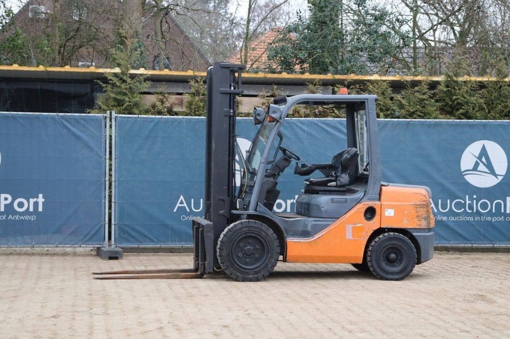 Frontstapler от тип Toyota 52-8FDJF35, Gebrauchtmaschine в Antwerpen (Снимка 1)