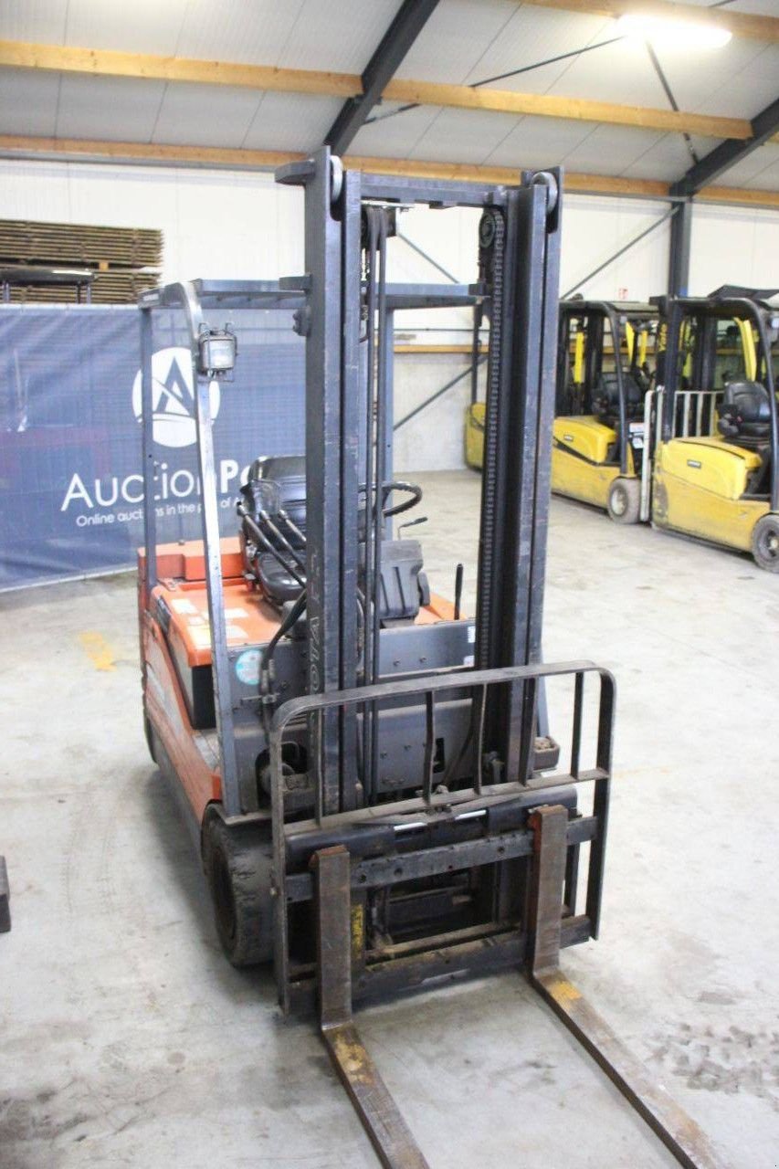 Frontstapler Türe ait Toyota 5FBE18, Gebrauchtmaschine içinde Antwerpen (resim 7)