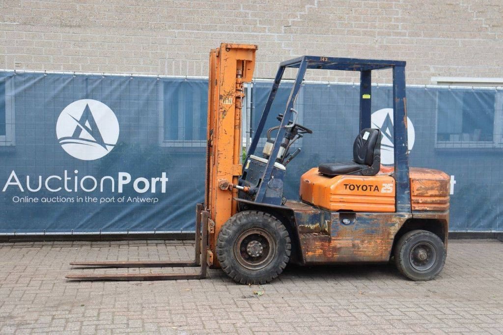 Frontstapler от тип Toyota 5FD25, Gebrauchtmaschine в Antwerpen (Снимка 1)