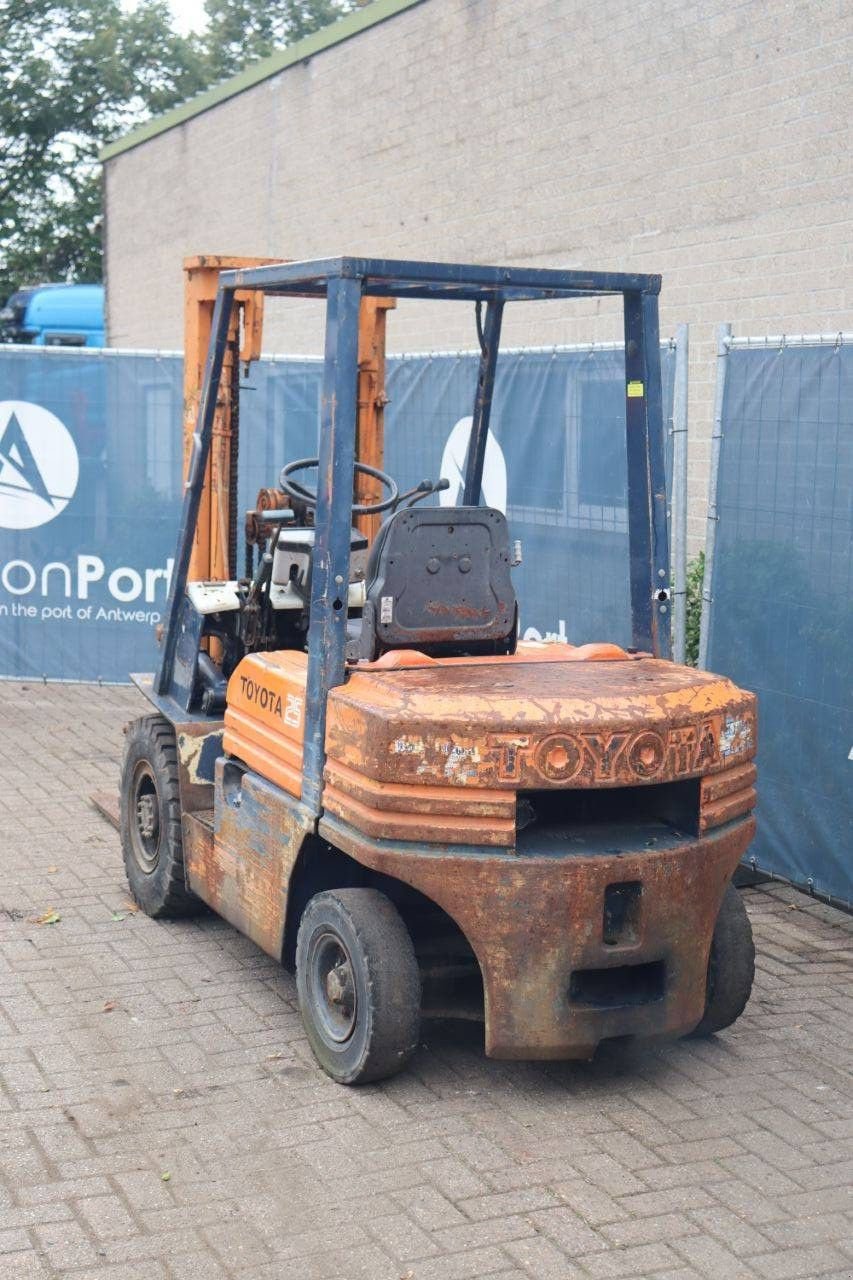 Frontstapler от тип Toyota 5FD25, Gebrauchtmaschine в Antwerpen (Снимка 4)