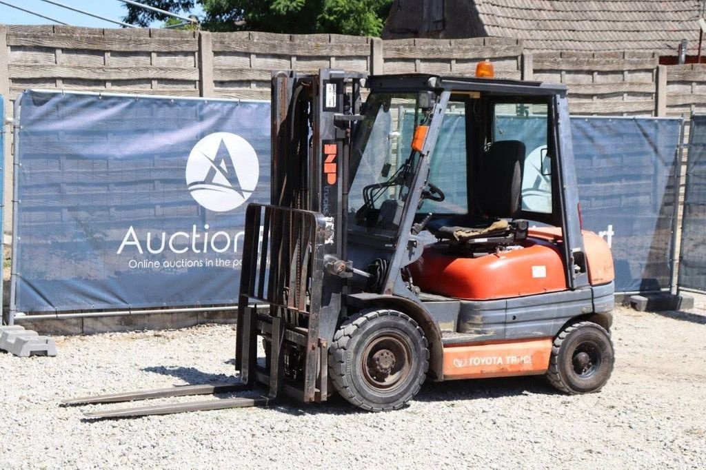 Frontstapler от тип Toyota 62-6FDF25, Gebrauchtmaschine в Antwerpen (Снимка 10)