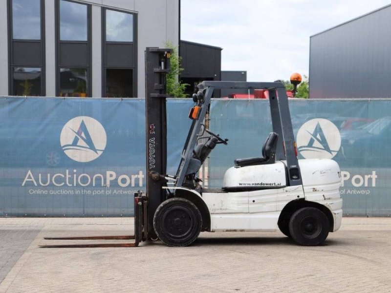 Frontstapler от тип Toyota 62-6FDF30, Gebrauchtmaschine в Antwerpen (Снимка 1)