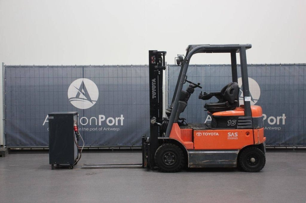 Frontstapler del tipo Toyota 7 FBMF 16, Gebrauchtmaschine en Antwerpen (Imagen 2)