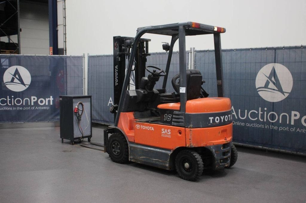Frontstapler del tipo Toyota 7 FBMF 16, Gebrauchtmaschine en Antwerpen (Imagen 3)