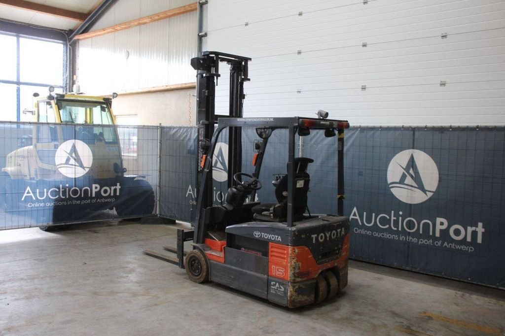 Frontstapler типа Toyota 7FBEF15, Gebrauchtmaschine в Antwerpen (Фотография 3)