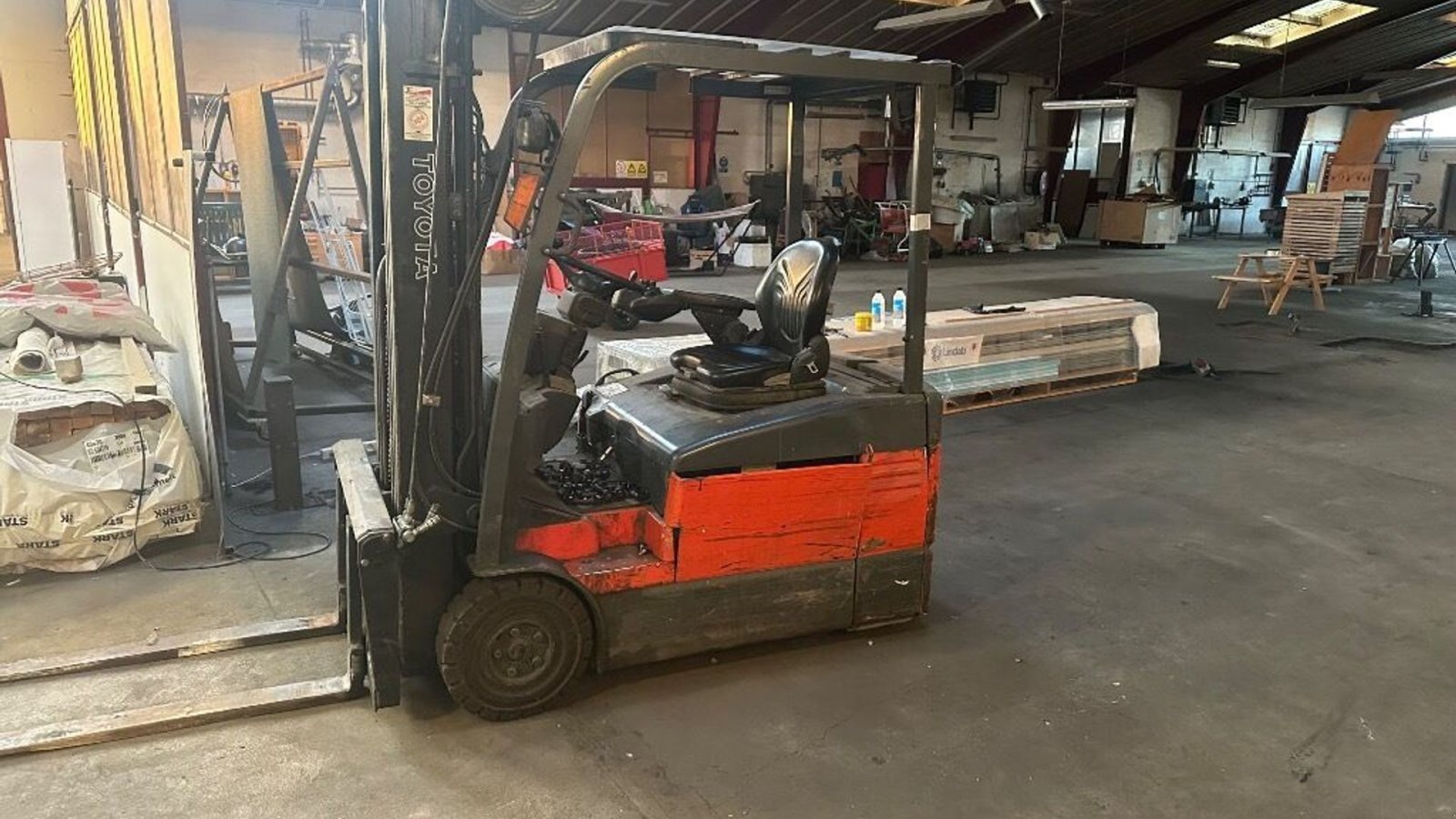 Frontstapler tipa Toyota 7FBEF16 1,5 tons trehjul, Gebrauchtmaschine u Rødovre (Slika 3)