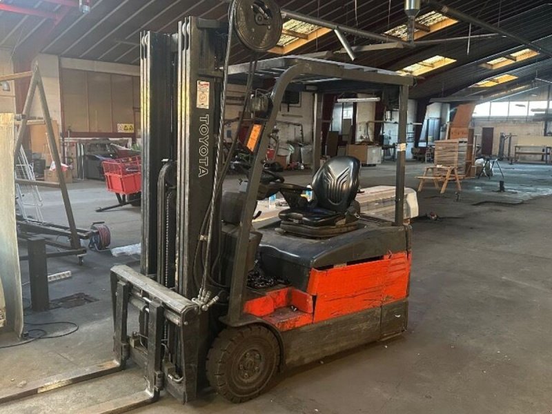 Frontstapler tipa Toyota 7FBEF16 1,5 tons trehjul, Gebrauchtmaschine u Rødovre