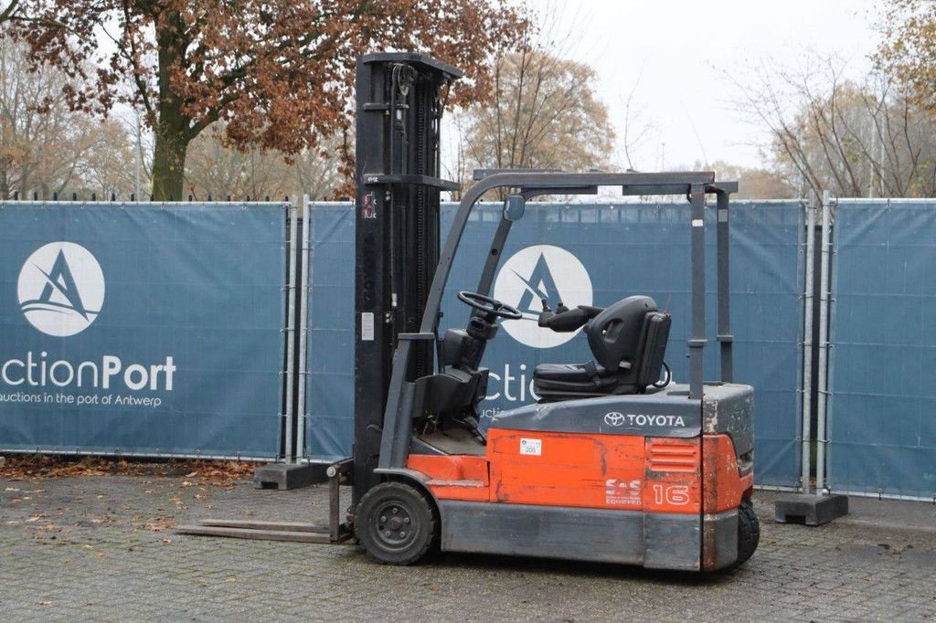 Frontstapler typu Toyota 7FBEF16, Gebrauchtmaschine v Antwerpen (Obrázek 3)