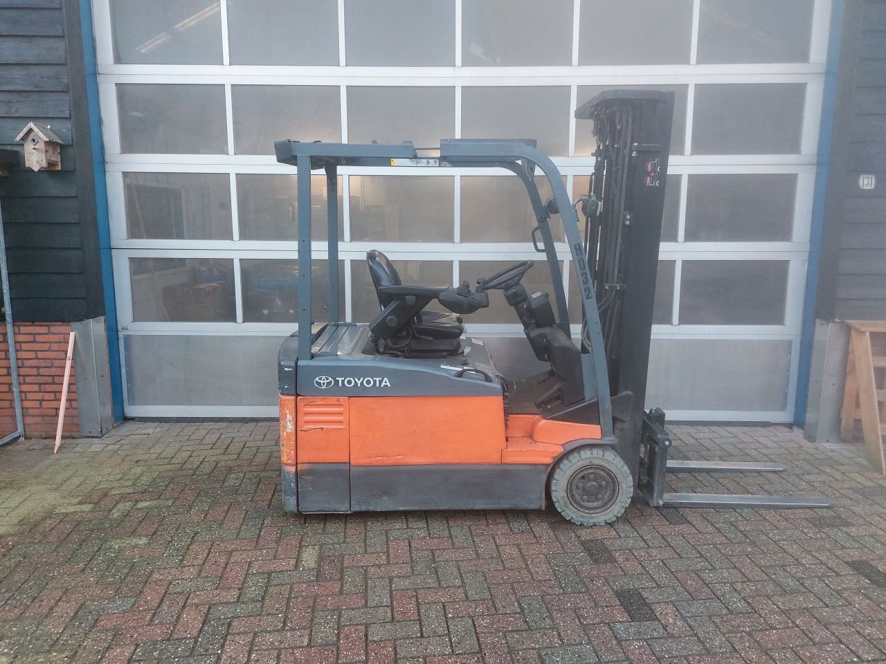 Frontstapler Türe ait Toyota 7FBEF18 triplex sideshift 2008, Gebrauchtmaschine içinde Harskamp (resim 2)