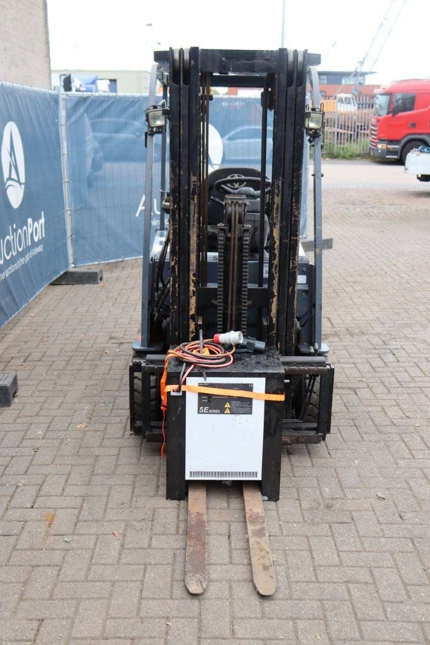 Frontstapler typu Toyota 7FBEF18, Gebrauchtmaschine w Antwerpen (Zdjęcie 9)