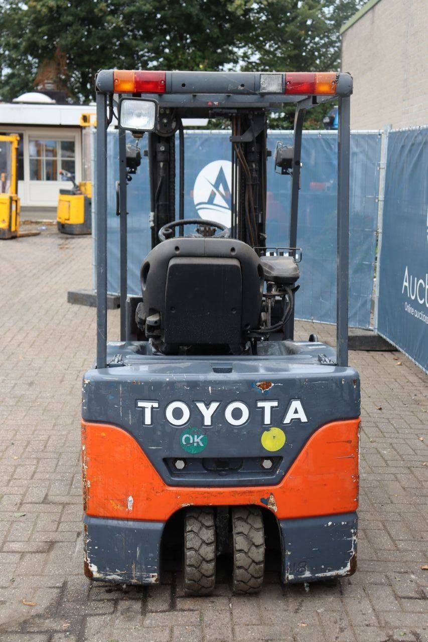 Frontstapler typu Toyota 7FBEF18, Gebrauchtmaschine w Antwerpen (Zdjęcie 5)