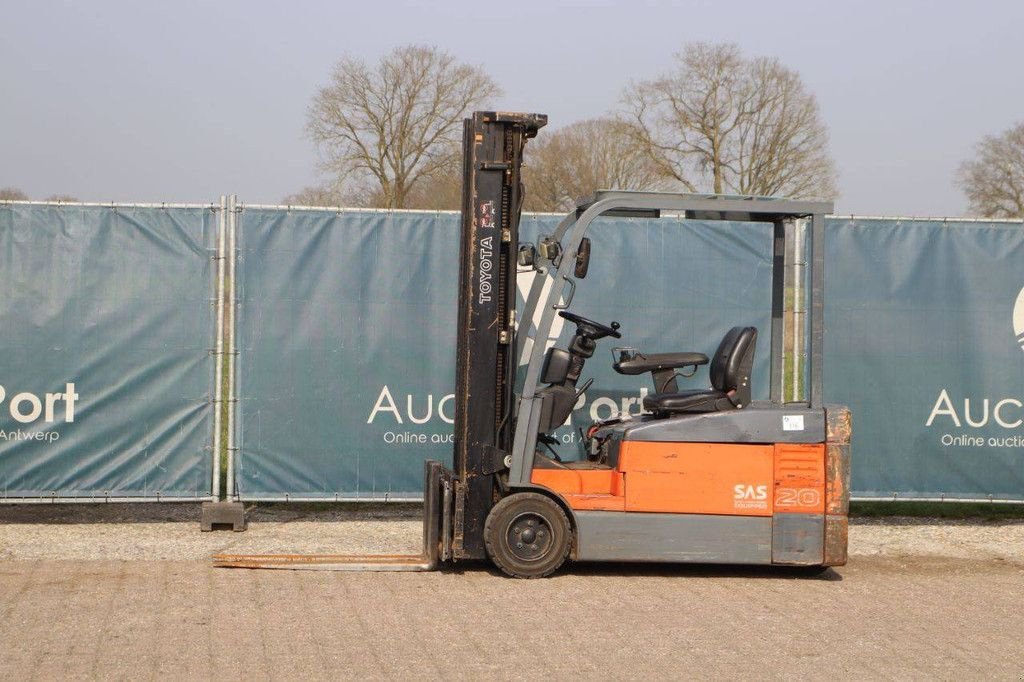 Frontstapler tipa Toyota 7FBEF20, Gebrauchtmaschine u Antwerpen (Slika 1)