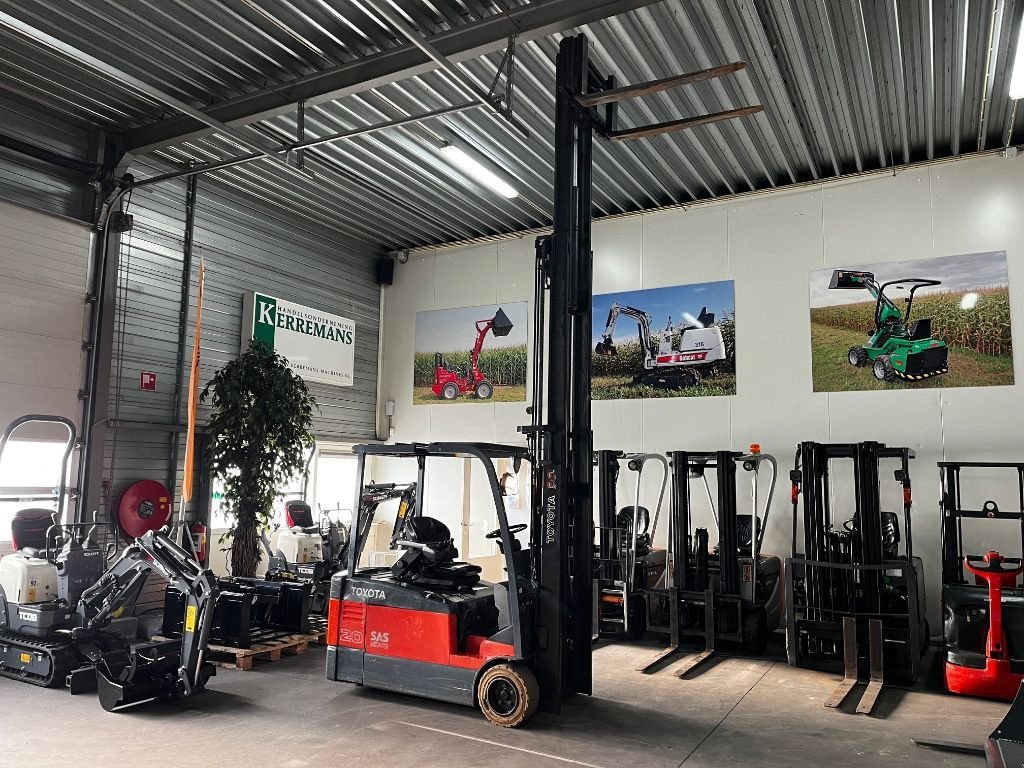 Frontstapler typu Toyota 7FBEF20, Gebrauchtmaschine v Dronten (Obrázek 4)