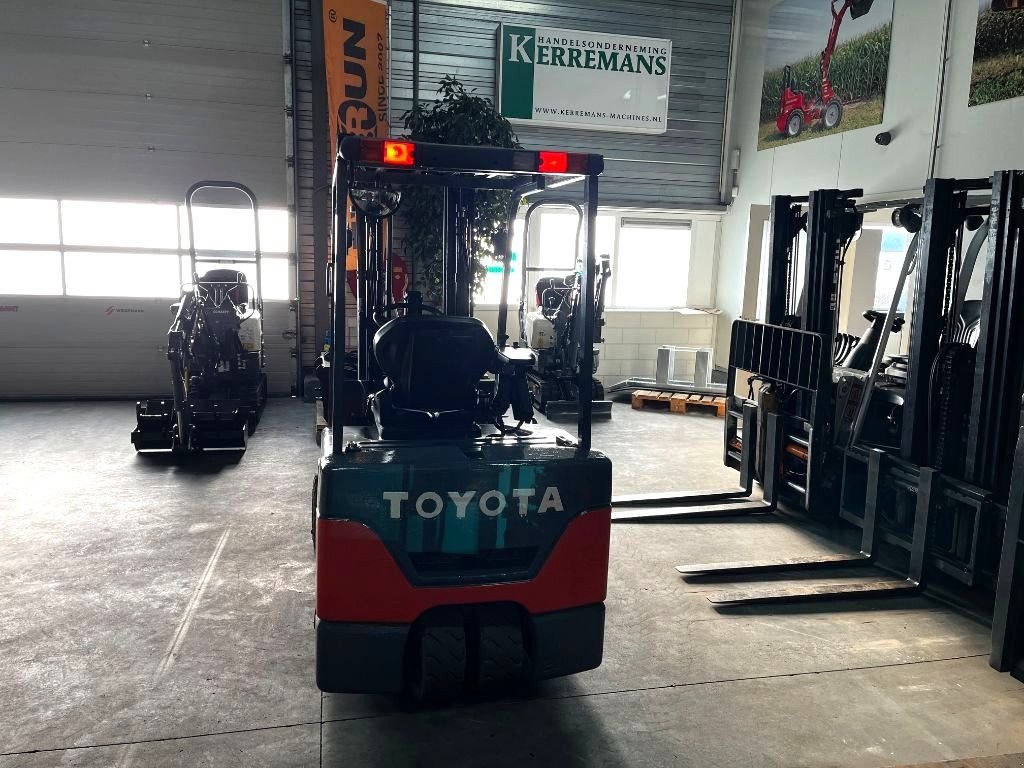 Frontstapler typu Toyota 7FBEF20, Gebrauchtmaschine v Dronten (Obrázek 8)
