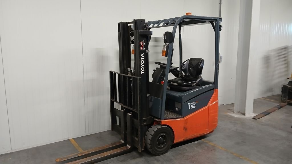 Frontstapler of the type Toyota 7FBEST15, Neumaschine in Barneveld (Picture 3)