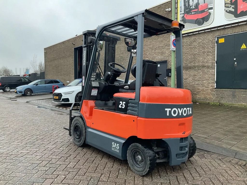 Frontstapler του τύπου Toyota 7FBFM25 2500KG 5.00METER HEFTRUCK, Gebrauchtmaschine σε Vlaardingen (Φωτογραφία 1)