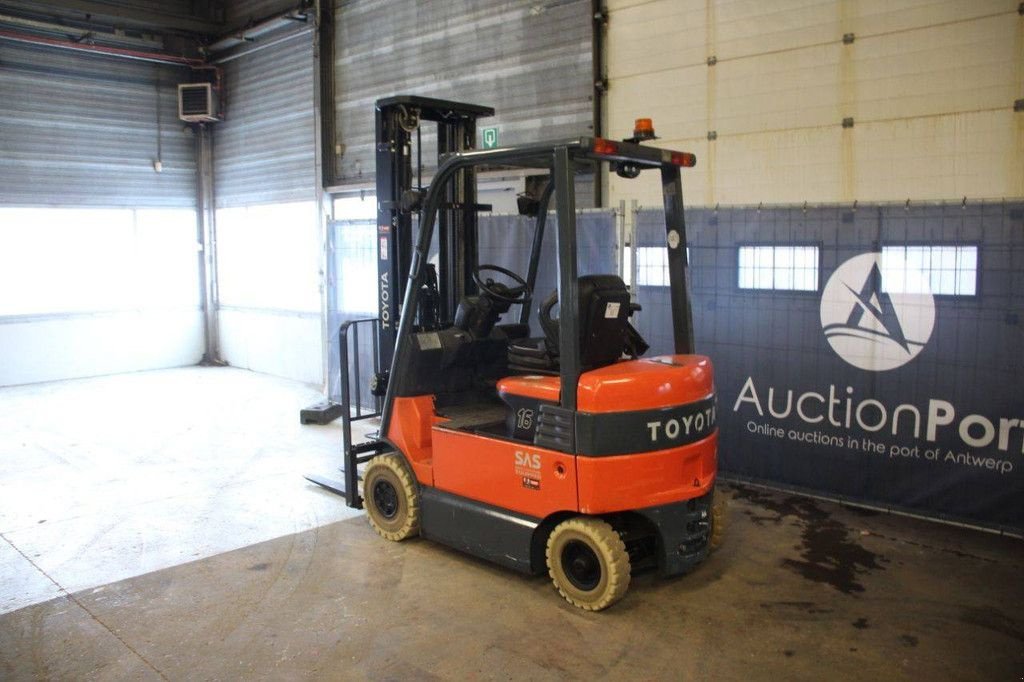 Frontstapler типа Toyota 7FBMF16, Gebrauchtmaschine в Antwerpen (Фотография 3)