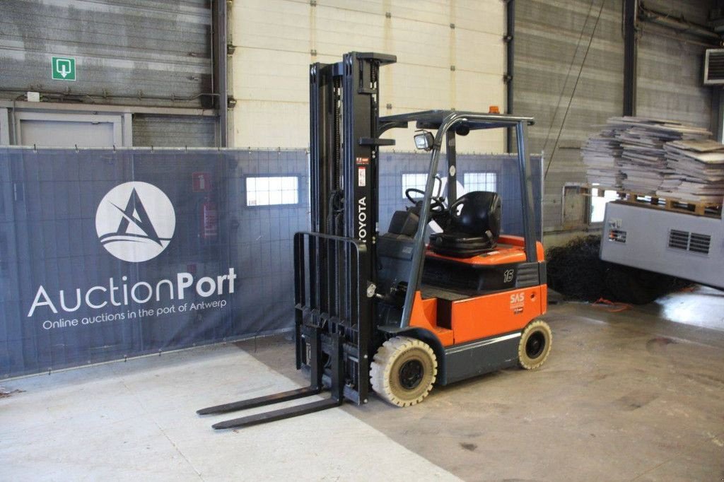 Frontstapler типа Toyota 7FBMF16, Gebrauchtmaschine в Antwerpen (Фотография 9)
