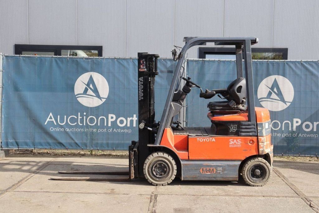 Frontstapler tip Toyota 7FBMF18, Gebrauchtmaschine in Antwerpen (Poză 2)