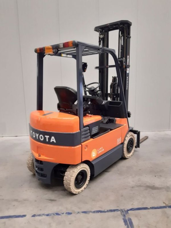 Frontstapler typu Toyota 7FBMF25, Gebrauchtmaschine w Barneveld (Zdjęcie 5)