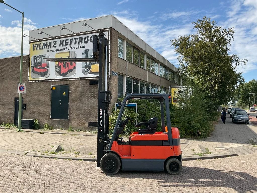 Frontstapler des Typs Toyota 7FBMF30 3000KG 3.30METER HEFTRUCK, Gebrauchtmaschine in Vlaardingen (Bild 11)