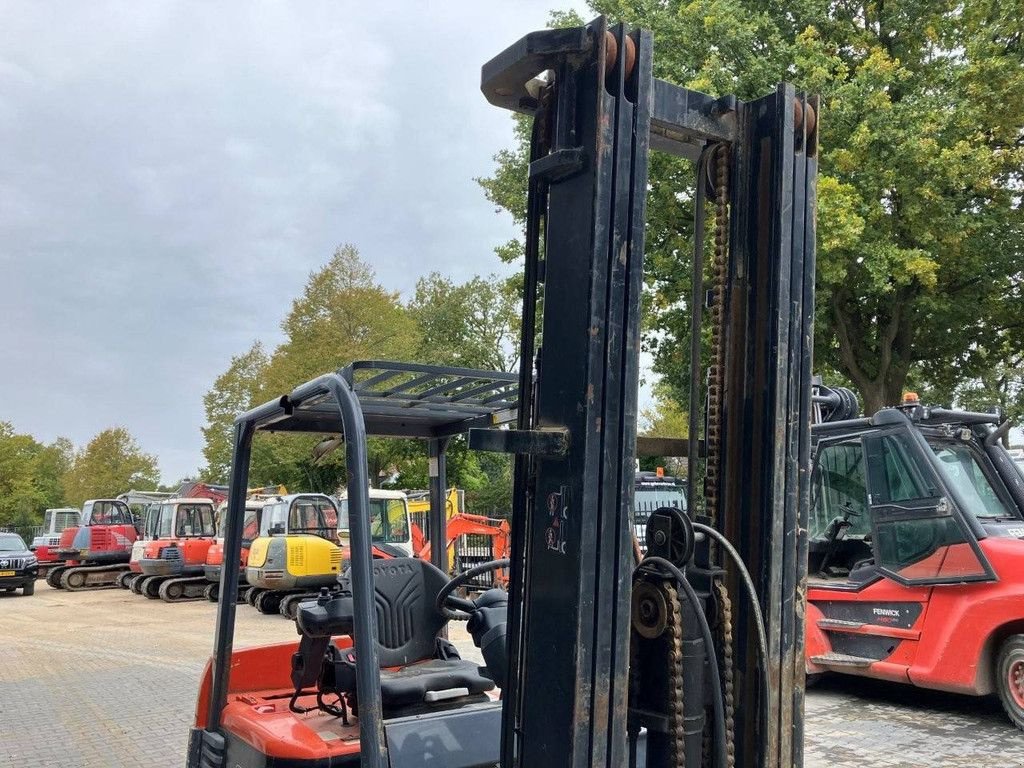 Frontstapler от тип Toyota 7FBMF30, Gebrauchtmaschine в Antwerpen (Снимка 8)