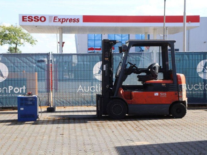 Frontstapler a típus Toyota 7FBMF30, Gebrauchtmaschine ekkor: Antwerpen