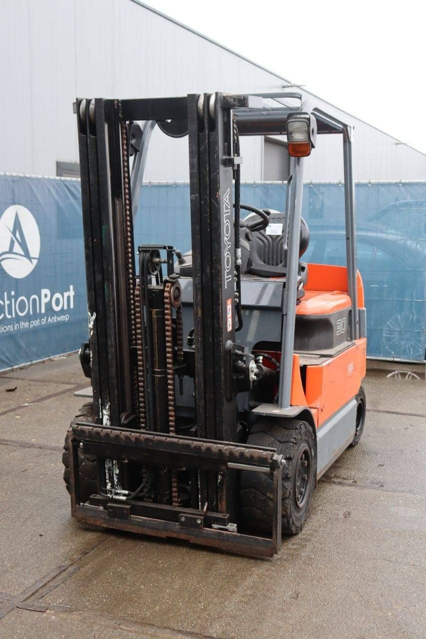 Frontstapler a típus Toyota 7FBMF30, Gebrauchtmaschine ekkor: Antwerpen (Kép 10)