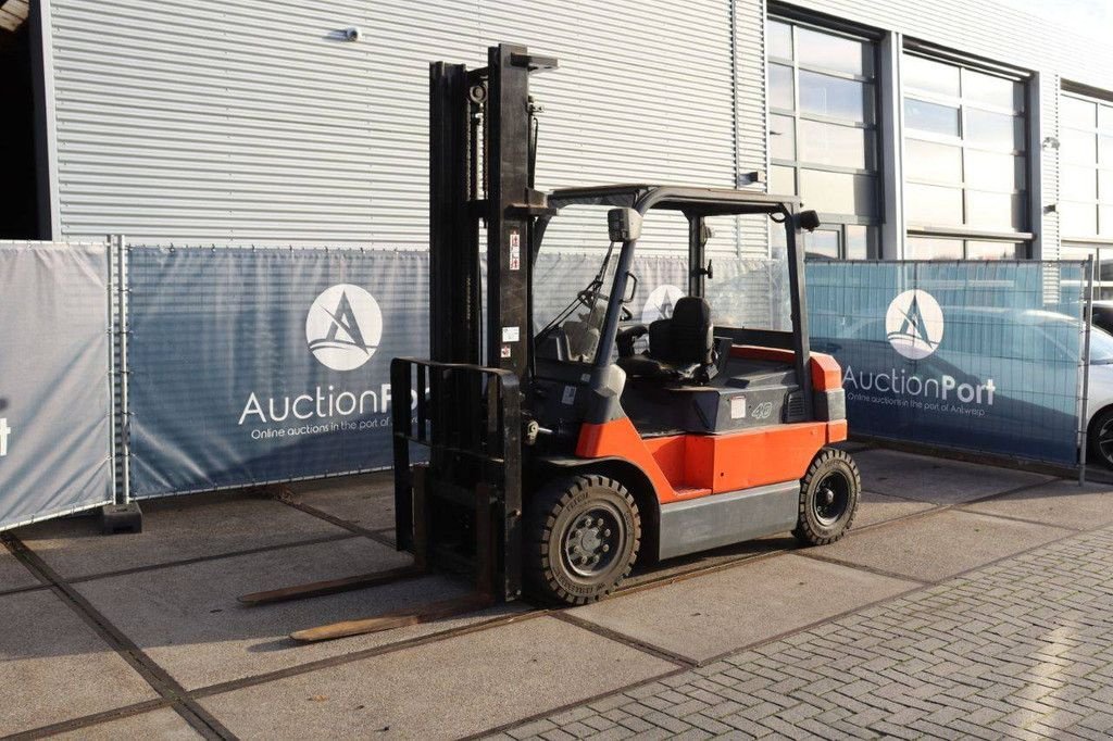 Frontstapler Türe ait Toyota 7FBMF40, Gebrauchtmaschine içinde Antwerpen (resim 10)