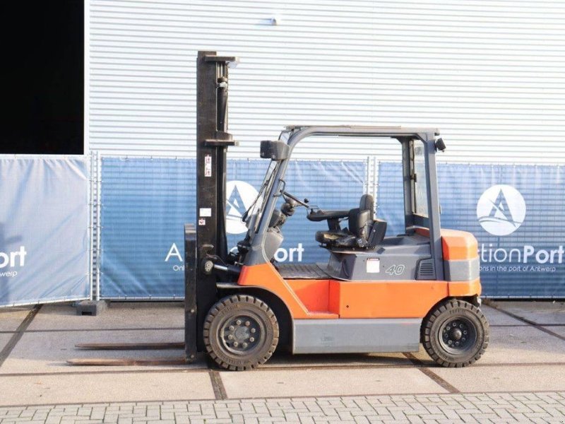 Frontstapler от тип Toyota 7FBMF40, Gebrauchtmaschine в Antwerpen (Снимка 1)