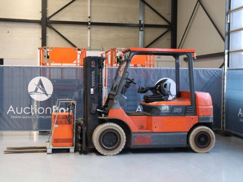 Frontstapler типа Toyota 7FBMF50, Gebrauchtmaschine в Antwerpen (Фотография 1)
