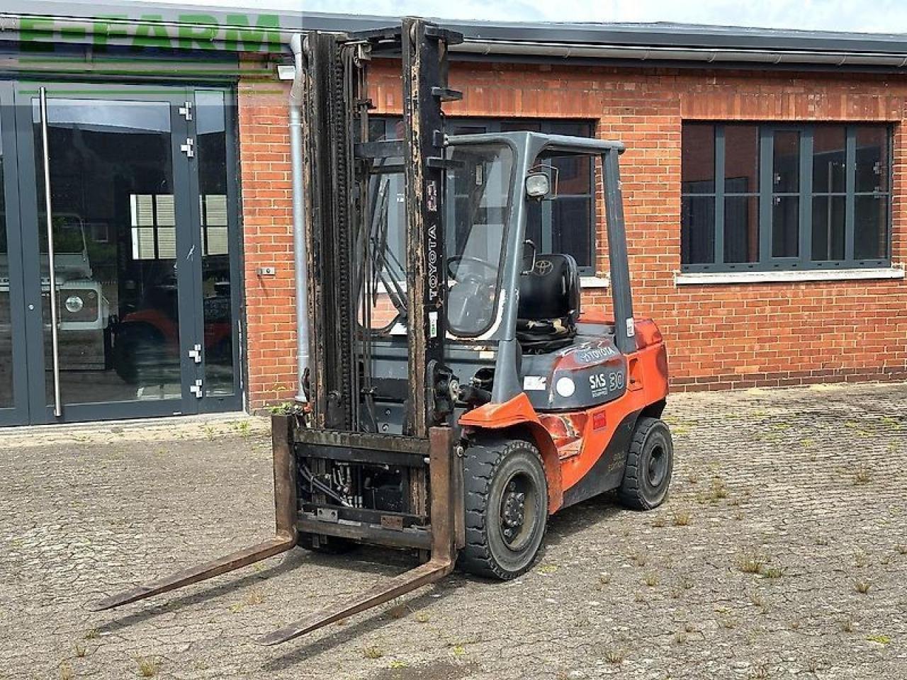Frontstapler des Typs Toyota 7fdf 30 gold edition, Gebrauchtmaschine in STADTHAGEN (Bild 1)