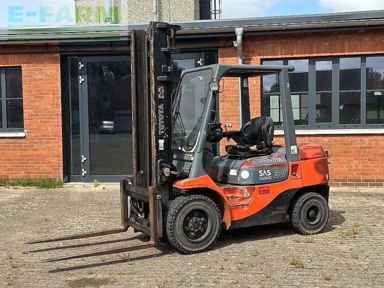 Frontstapler des Typs Toyota 7fdf 30 gold edition, Gebrauchtmaschine in STADTHAGEN (Bild 2)