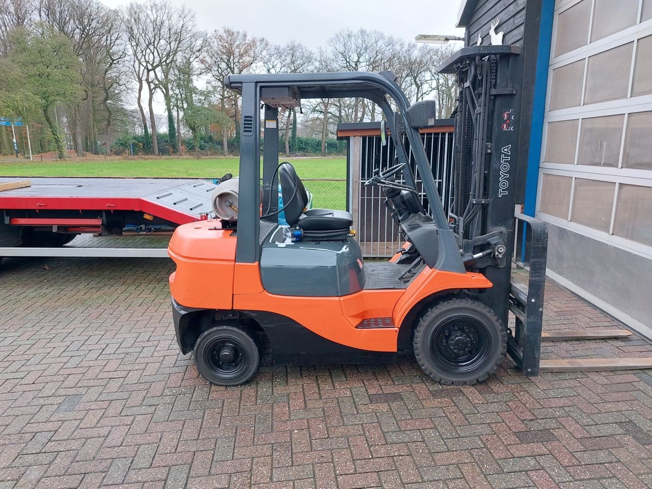 Frontstapler типа Toyota 7fgf25 triplex sideshift vorkspr, Gebrauchtmaschine в Harskamp (Фотография 10)