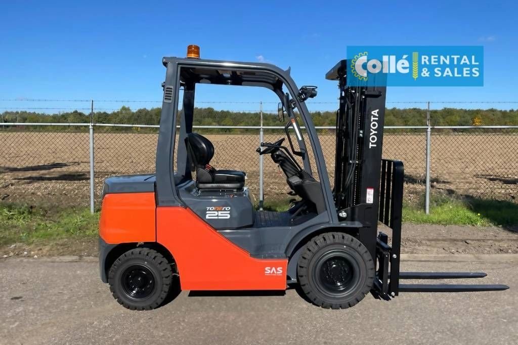 Frontstapler του τύπου Toyota 8 FDF 25 2022, Neumaschine σε Sittard (Φωτογραφία 1)