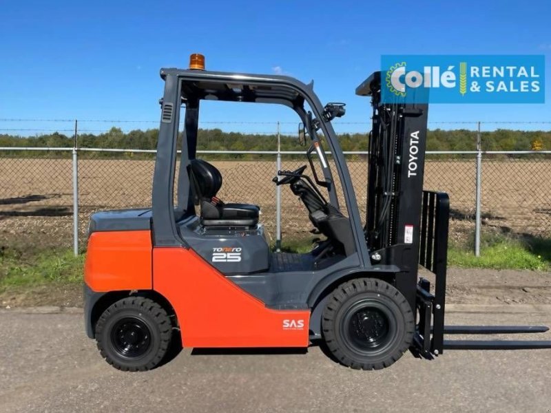 Frontstapler des Typs Toyota 8 FDF 25 2022, Neumaschine in Sittard (Bild 1)