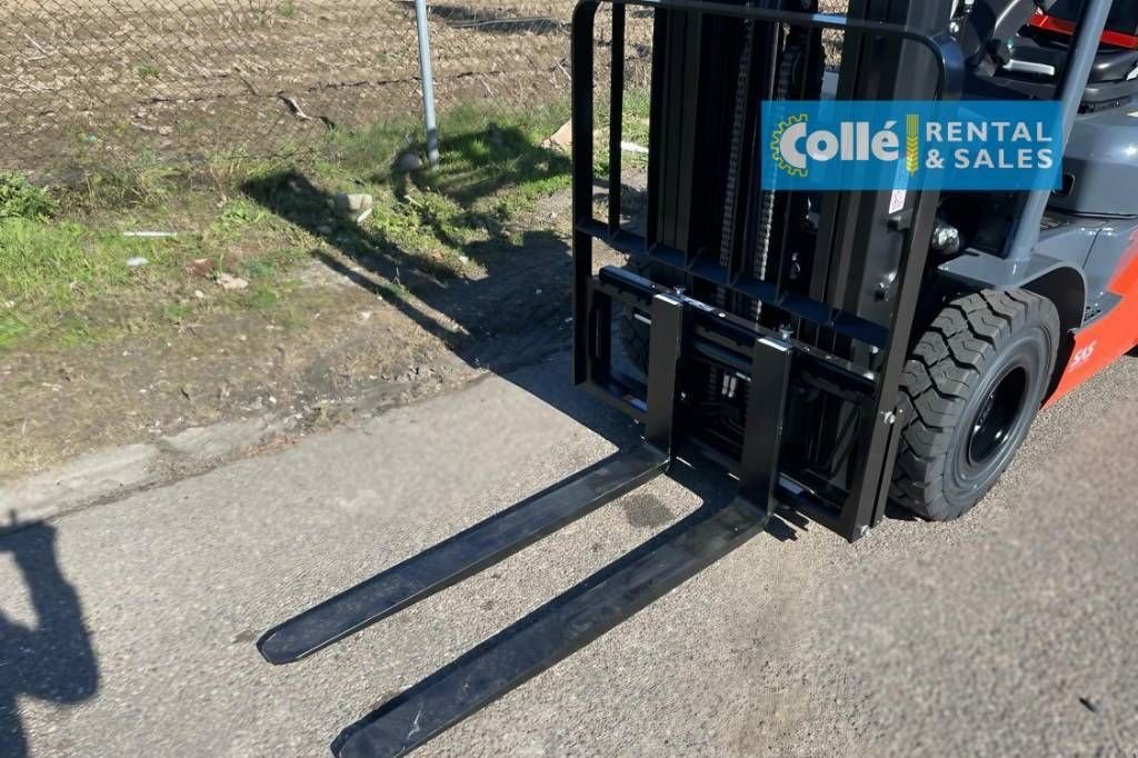 Frontstapler of the type Toyota 8 FDF 25 2022, Neumaschine in Sittard (Picture 10)