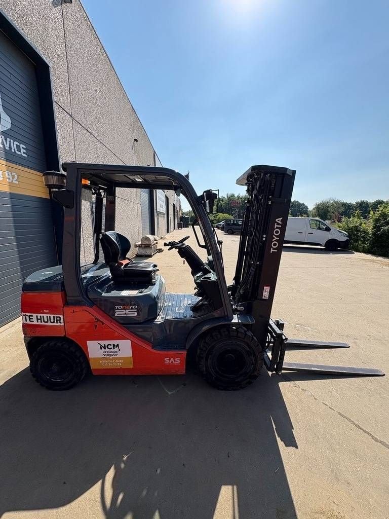 Frontstapler des Typs Toyota 8 FDF 25, Gebrauchtmaschine in Booischot (Bild 10)